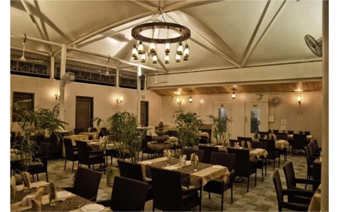 Hotel Raj Palace Ahilyanagar Maharashtra