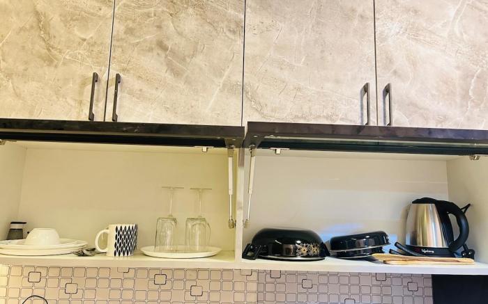 Elite bnb | High Rise Staycation, IG: @elite_bnb