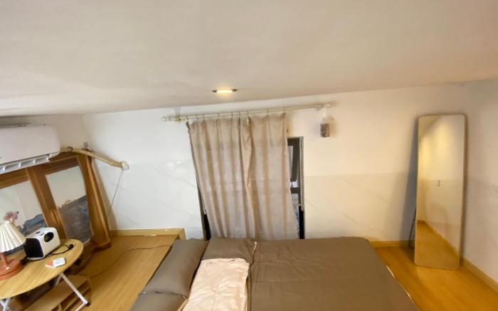 {颡道}兆丰别墅/长宁区/外滩/东方明珠/陆家嘴/豫园/人民广场/南京路步行街/独享一居室