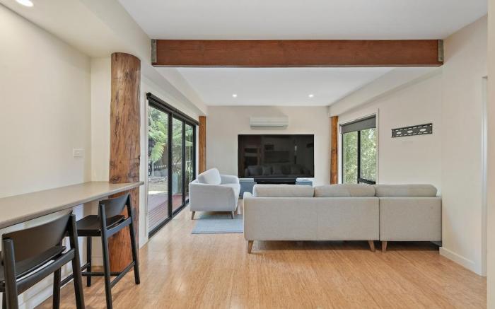 4 Mountain view house room 4