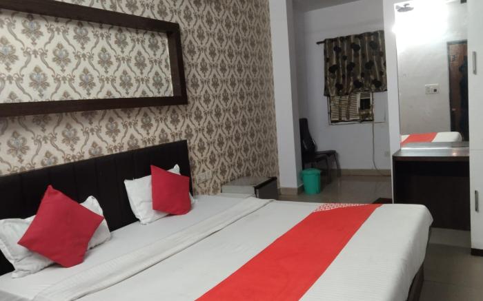 Hotel Just 9 Inn, Lucknow