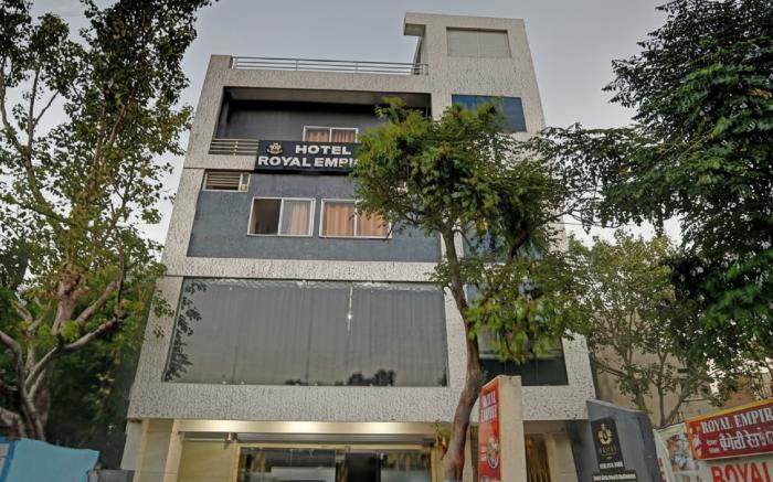 Hotel Royal Empire