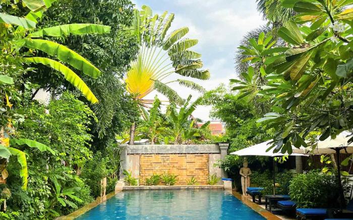 Lika's Family Pool Villa