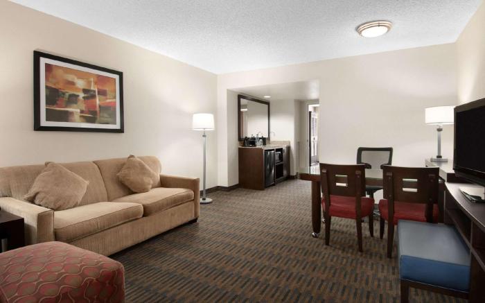 Embassy Suites Hotel Seattle Tacoma International Airport