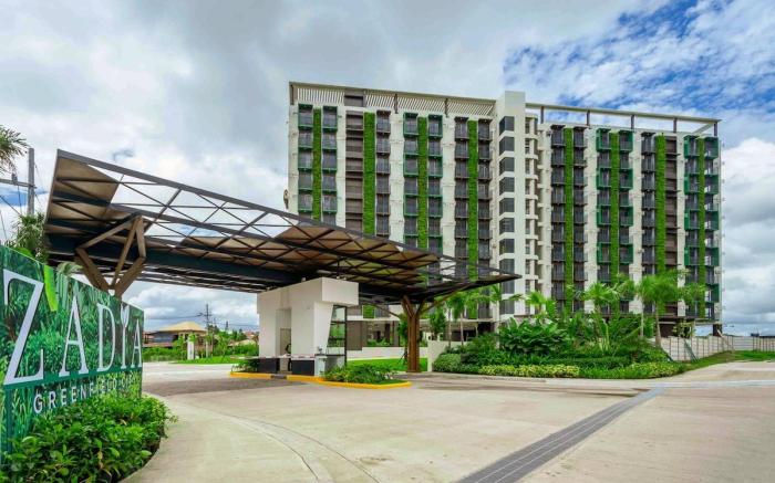 Furnished Studio Condo