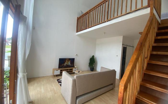 Nana Cabin / Villa Nana