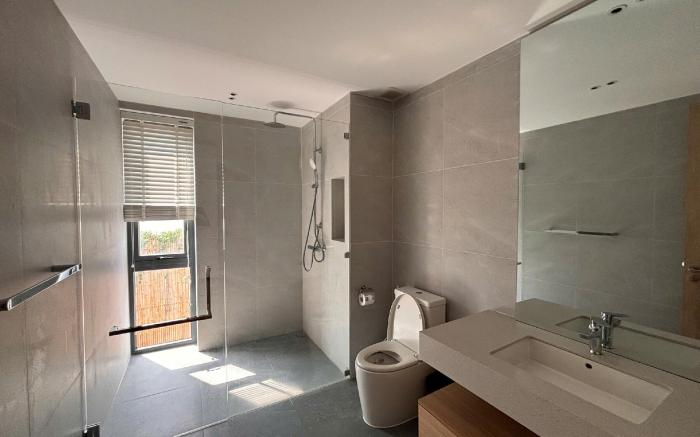Ray villa 01 - 6br with pool in Thao Dien