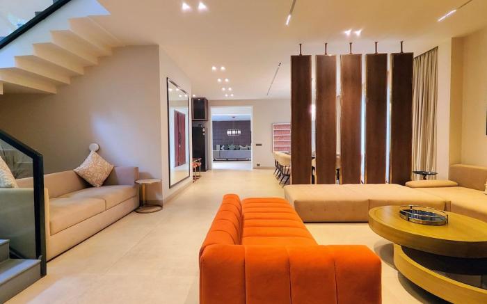 Villa Takiana-Pool/Hottub/Gym/Cook /5mins to beach