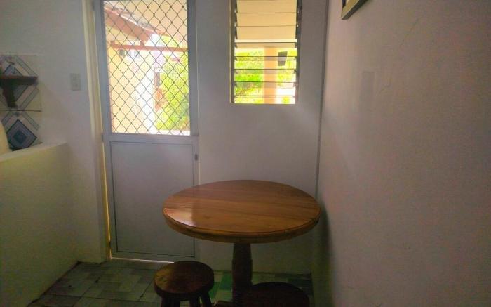 Min.walk-shore;hot/c shower;privatekitchen;terrace