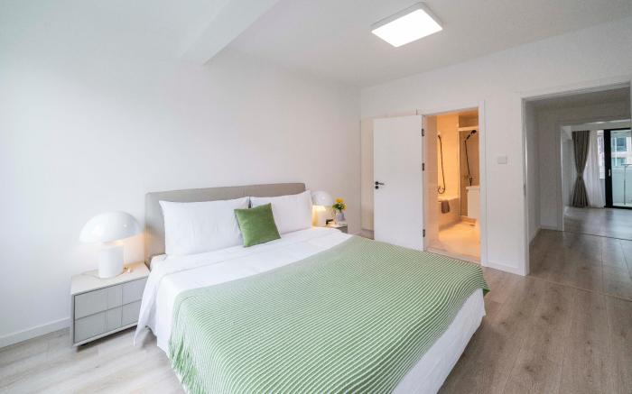 Tyms Parisian 2BR APT Hongqiao Paris Classic