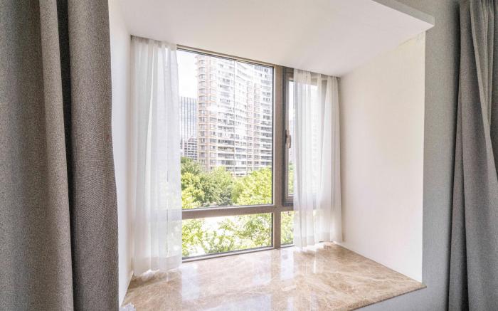 Tyms Deluxe 3BR 2BA APT Hongqiao Bella Vita