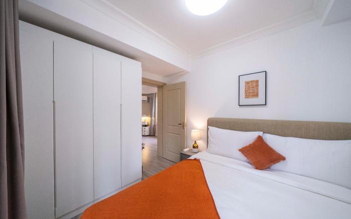 Tyms Modern 1BR APT Gubei International Garden