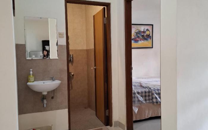 The Jambon Residence C6