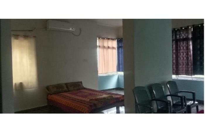 Six Face Guest House