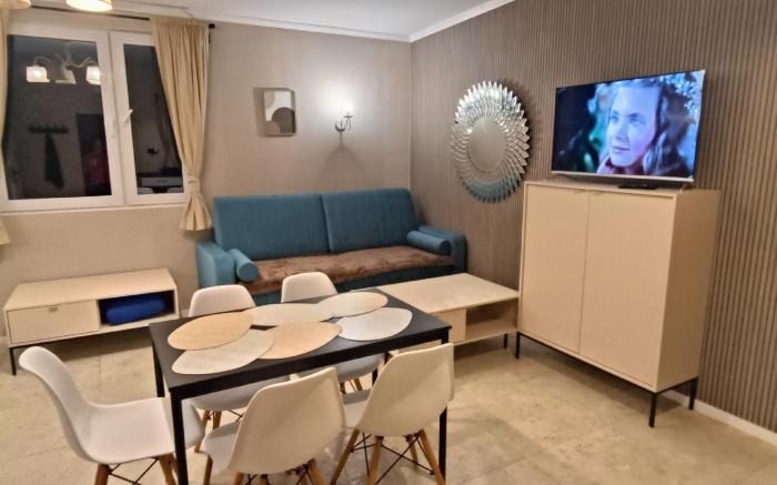 "Route 62" Airport Modlin