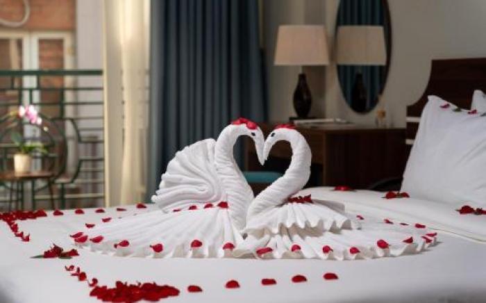 Astoria Hotel - St Joseph Cathedral Hanoi