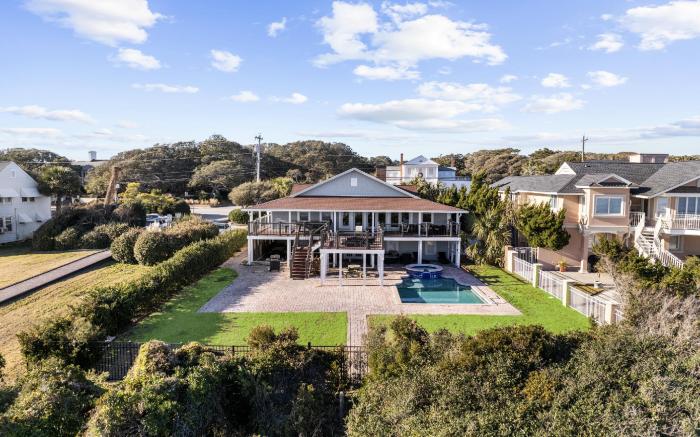 Oceanfront 6 Bedroom w/ Private Pool/Spa/Yard/Deck