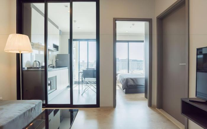 Great Location, Walk To The Beach and Best Pool