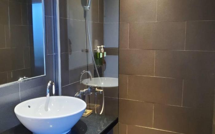 沐目東港 (由河沿悅舍管理)