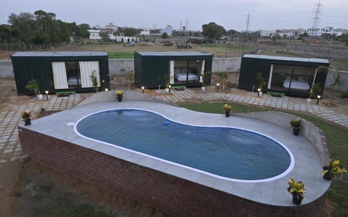 Tarshal Farms - A Rustic Property with Games 