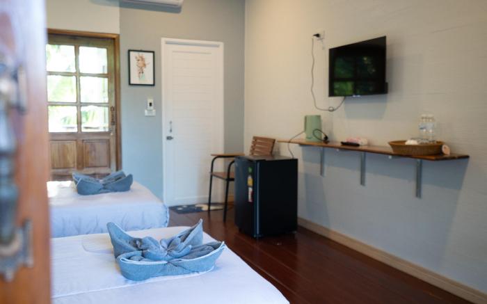 โมนาดีน่าโฮมสเตย์