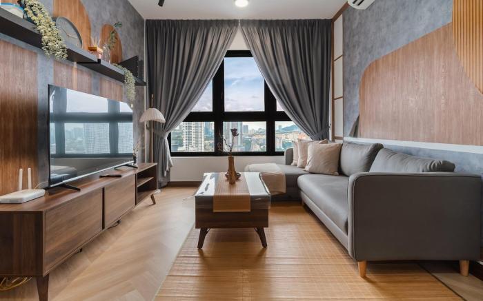 Ancestry 3BR @ M Vertica | MRT Access+Netflix+WiFi