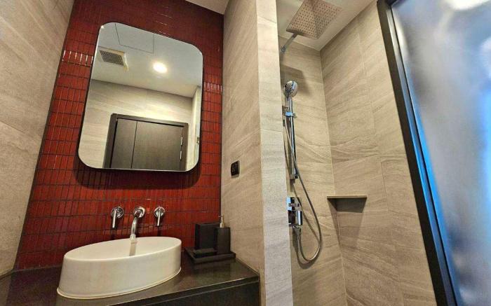 Edge Central Pattaya by Prop Hopper