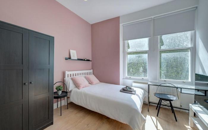 Kensington Garden Studios - 11