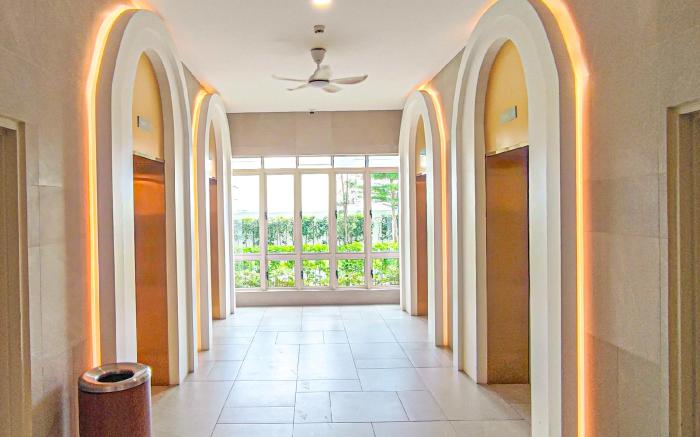 Peaceful Luxury at Tresor Klang by HCK