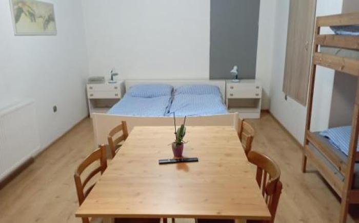 Chalupa-statek Arkada