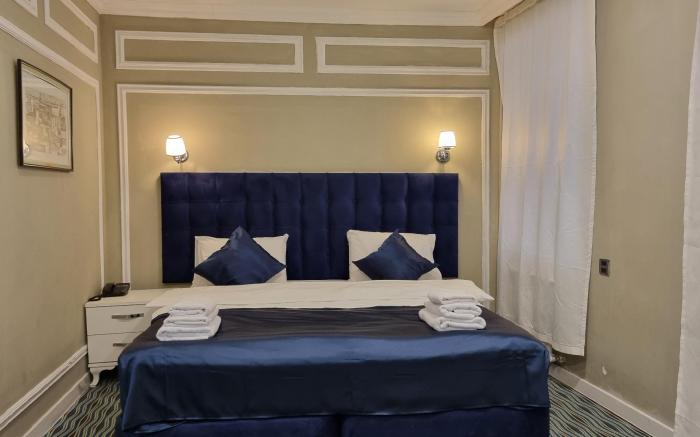 Retro Art Boutique Hotel