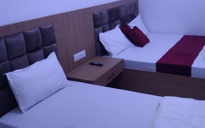 Arun Aashray guest house 