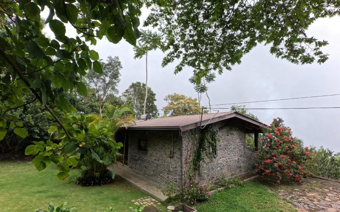 CASA CAYAMBE LANKA