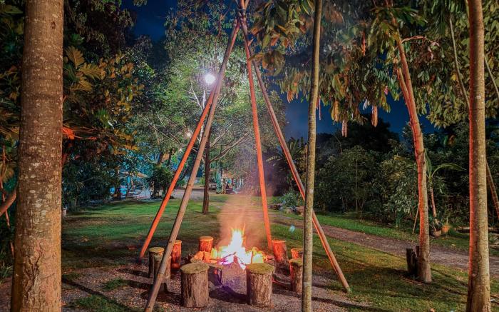 เฮือนสุดใจ