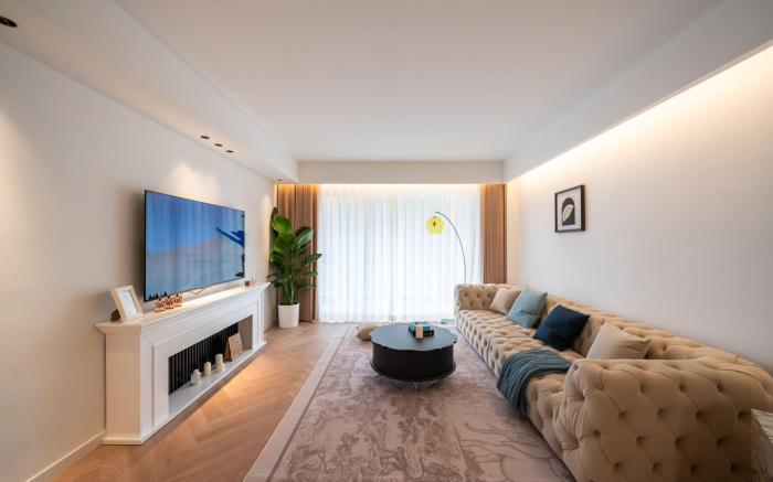 JC ZFC located in Nanjing Road close to The Bund