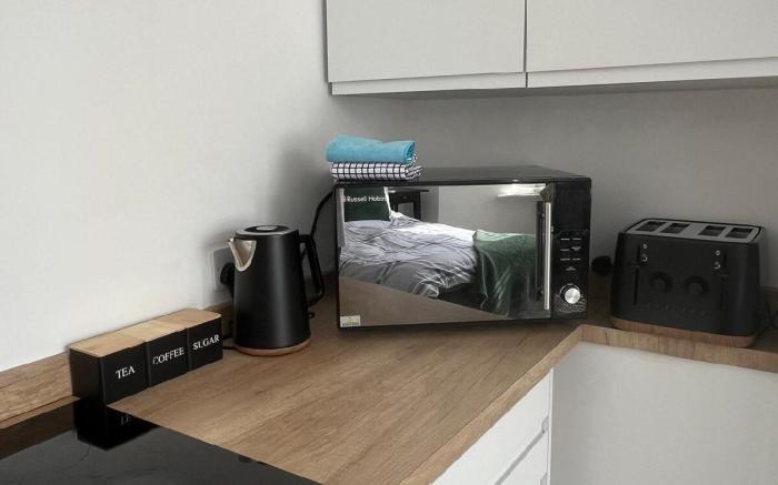 1st Floor 1 Bed Studio