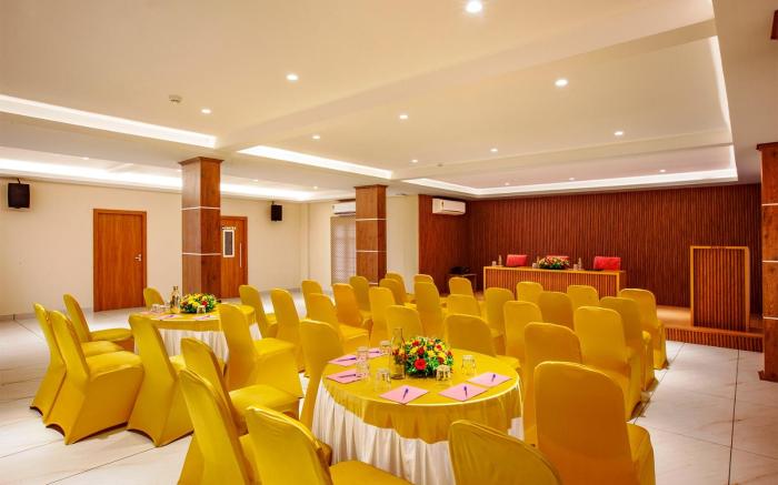 PARK RESIDENCY PALLOM