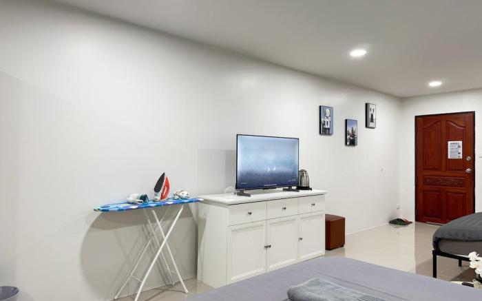 City View | 4 Guests | Great Value near BTS & Bars