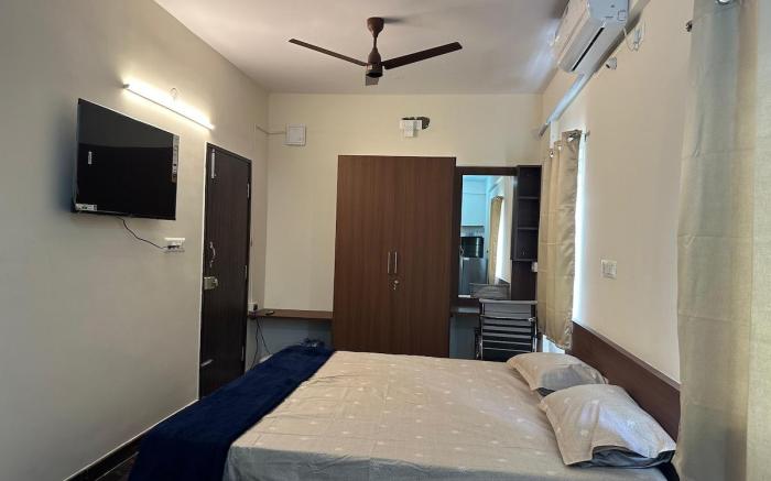 GreenCanopy Modern Stays - HSR Layout 