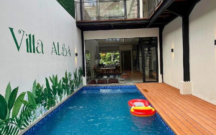 Villa Alba Uno | Heated Pool Lembang Bandung