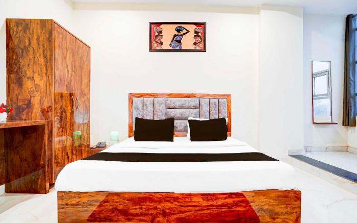 Townhouse Mathura Bypass Bus Station