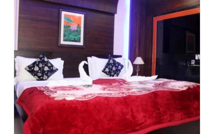 DhamStay Hotel Gokul Plaza Bhubaneswar Near Railway Station