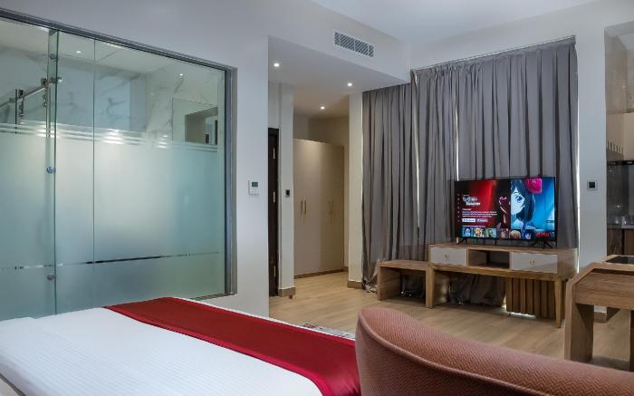 WATERCRESS HOTEL AND SIGNATURE