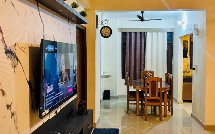Kashi Gharana | Luxe 3BHK Stay near the Ghats