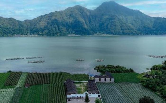 D Sila's Tepi Danu Villas Kintamani & hot spring