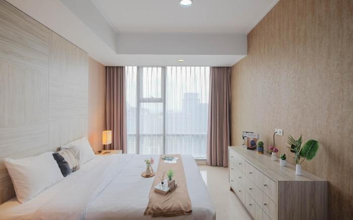 Elegant Earth Tone 3BR Ciputra World 1 By Travelio