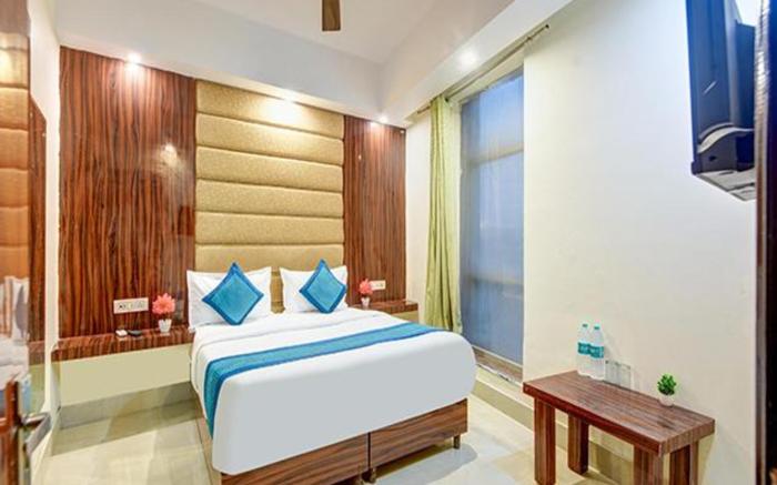 FabHotel Golden Key Residency