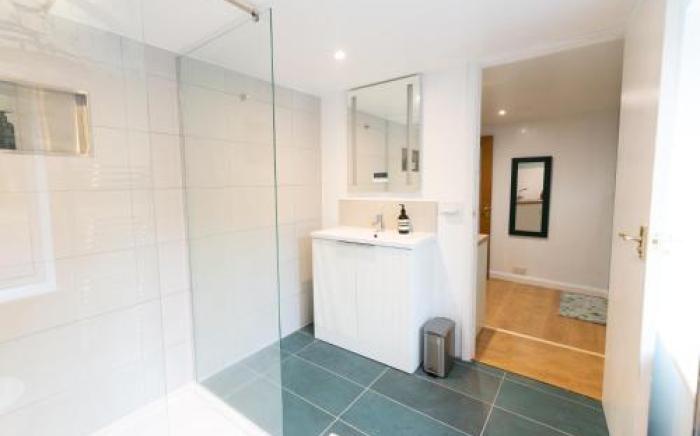 Aethelred Annexe - New Build with Full Amenities