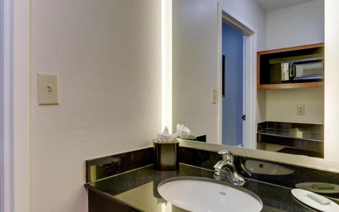 Las Colinas Inn Irving, SureStay Collection by Best Western