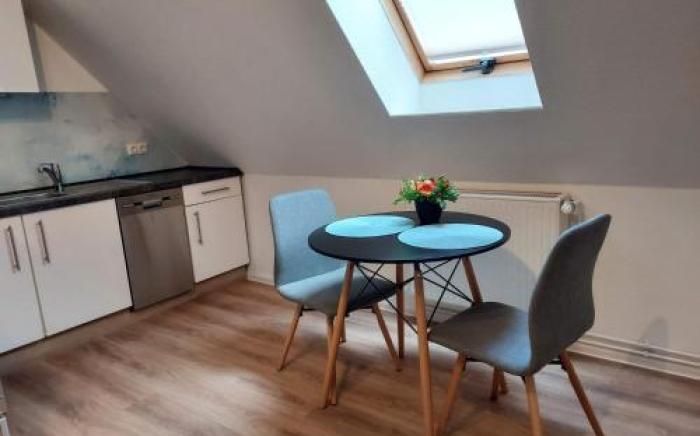 ELONG Hotel City Hall Beanch